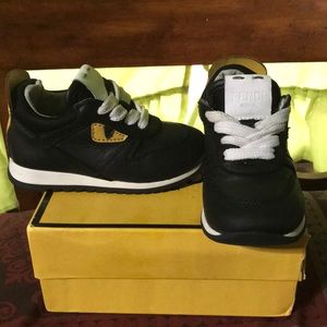 Fendi  sneakers